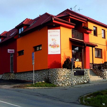 Penzion U Mikulincu Mikulov Bagian luar foto